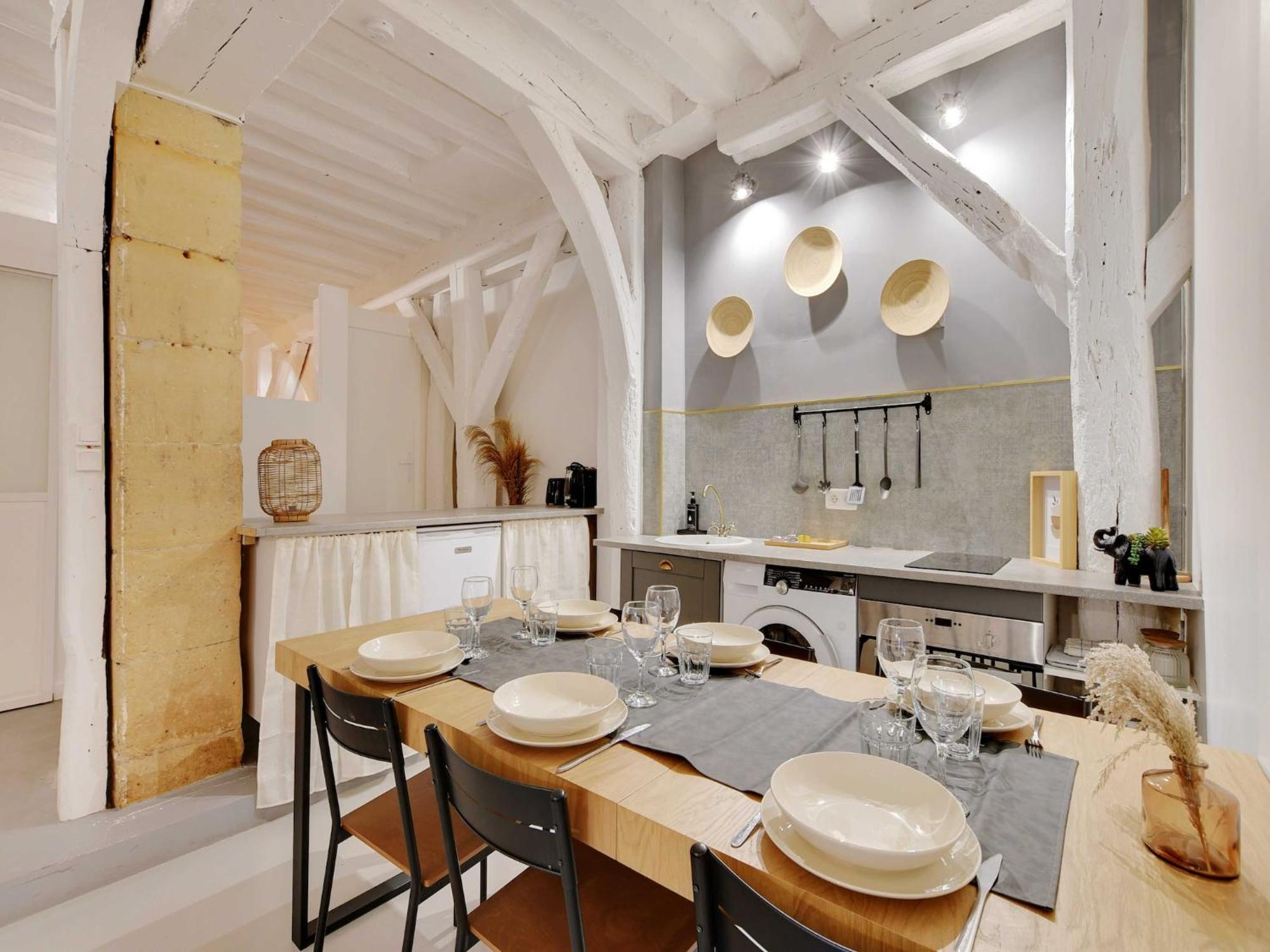 Magnificent -2br-4p- Le Marais Parijs